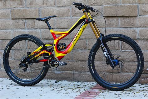 Specialized Demo 8 - bajaguy's Bike Check - Vital MTB