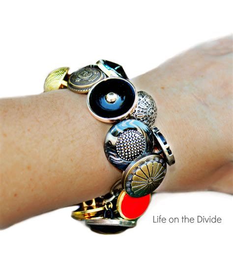 My Life on the Divide: Easy DIY Button Bracelet Tutorial