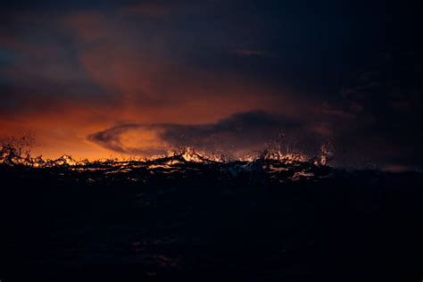 Silhouette of Water During Sunset · Free Stock Photo