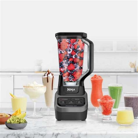 9 Best Blenders for Shakes and Smoothies 2022 | HGTV