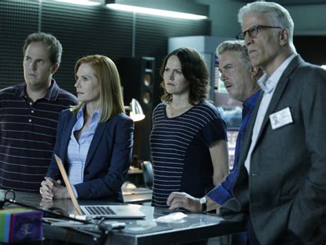 Original 'CSI' stars return for final case