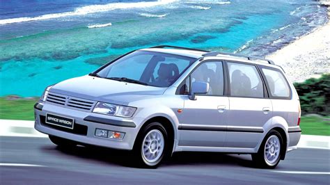 Mitsubishi Space Wagon III 1998 - 2004 Compact MPV :: OUTSTANDING CARS