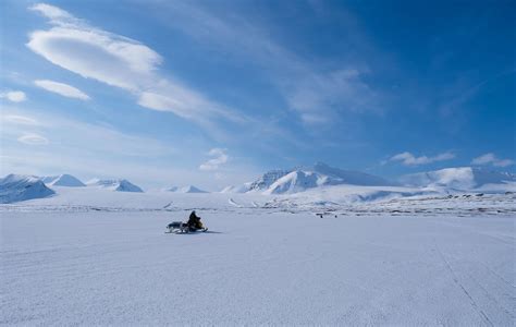 7 totally awesome snowmobile tours in Svalbard