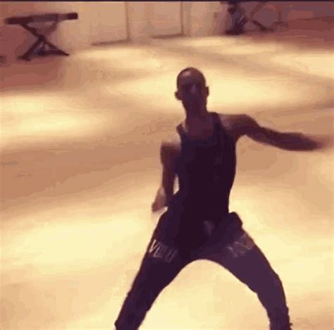 Vogue Voguing GIF - Vogue Voguing DashaunWesley - Discover & Share GIFs