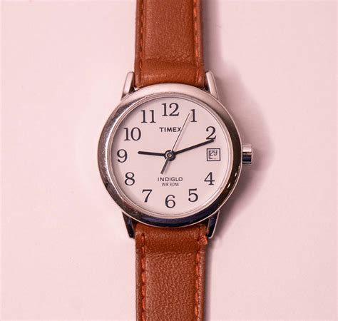 Vintage Timex Water Resistant Watch for Women White Dial – Vintage Radar