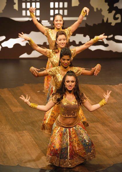 Bollywood Dance Exercises - Woman