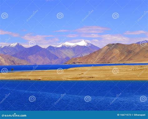 Pangong Lake-Ladakh stock image. Image of lakes, india - 16671573