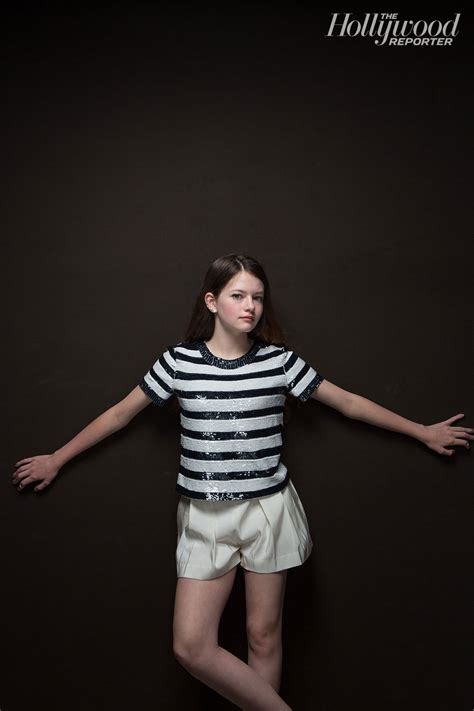 HME: Mackenzie Foy Photoshoots