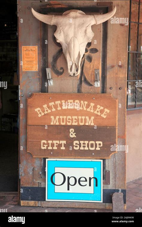 Albuquerque museum fotografías e imágenes de alta resolución - Alamy