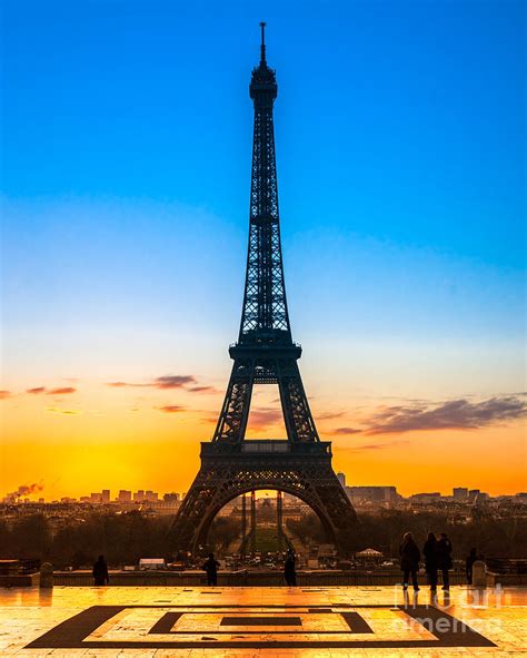 Eiffel Tower At Sunrise - Paris Photograph by Luciano Mortula