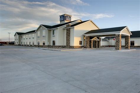 Cobblestone Hotel & Suites (Broken Bow) | VisitNebraska.com