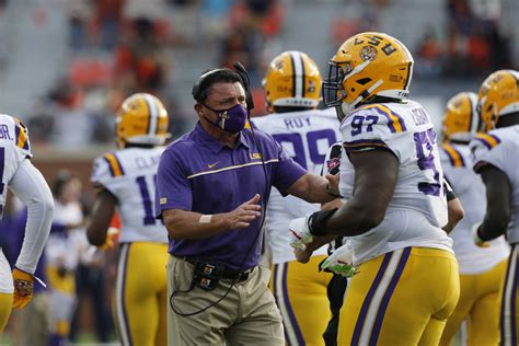 2022 Defensive End Quency Wiggins One of Fastest Risers for LSU in ...