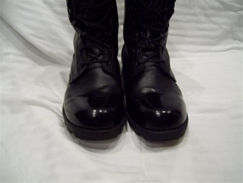 The Simple Way of Polishing Boots : 5 Steps - Instructables