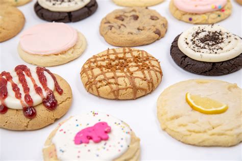 Crumbl Cookies Opening Wicker Park Bakery Next Week