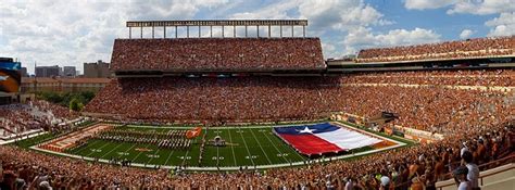 Texas Longhorns Stadium:-) | Texas longhorns football, Texas stadium ...