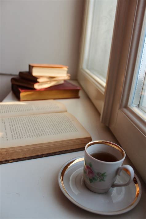 Free Images : table, coffee shop, tea, interior, decoration, drink, room, books, to relax, sense ...