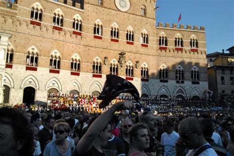 Private Trip of Siena to discover the famous Palio Horse Race