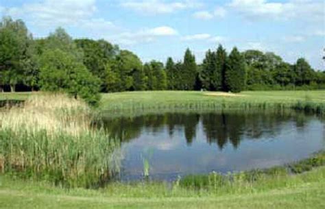 Wexham Park Golf Centre - Red Course in Wexham, South Bucks, England | Golf Advisor