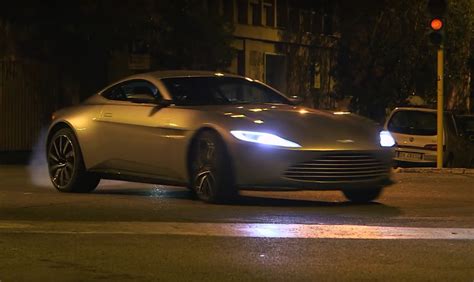 Video: Aston Martin DB10 behind-the-scenes in SPECTRE – PerformanceDrive