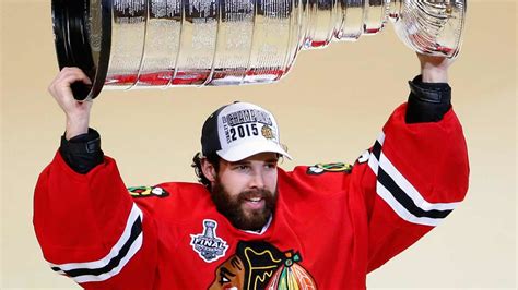 Former Chicago Blackhawks goaltender Corey Crawford retires, NHL Players' Association says ...