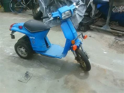 Three-Wheeled, Leaning Scooter: Honda Gyro NN50 : r/WeirdWheels