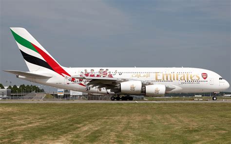 Emirates A380 Arsenal Livery on Fuselage - Aircraft Wallpaper Flying Magazine