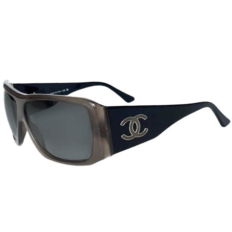 Chanel Logo Sunglasses in Brown / Black – Nitryl