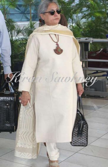 Jaya Bachchan Travels in Style | Indian Fashion Blog