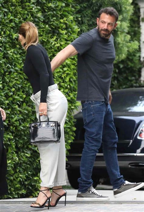 Jennifer Lopez, Ben Affleck Share Sweet Kiss After His Birthday Weekend