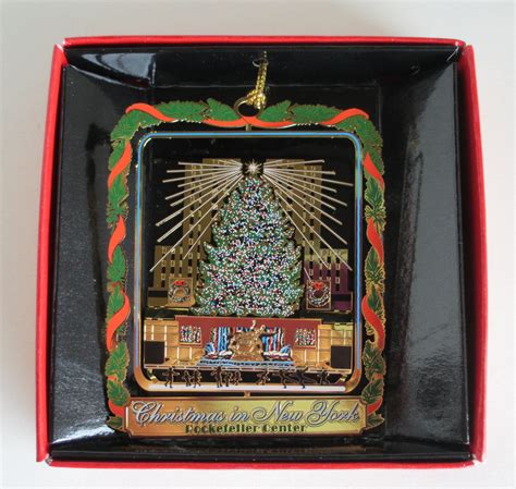 Rockefeller Center Christmas Tree New York City ORNAMENT Souvenir Gift ...