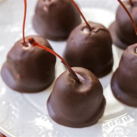 Chocolate Covered Cherries {Easy + Decadent} | Lil' Luna