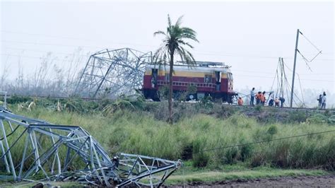 Cyclone Fani aftermath: Drinking water shortage, high prices cripple ...