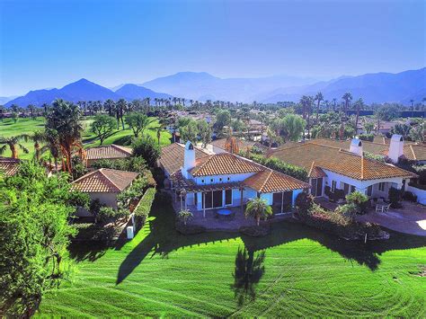 RANCHO LA QUINTA COUNTRY CLUB SHORT SLAE!! Wonderful views of the golf ...