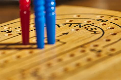 How To Play Cribbage? - A Beginner's Guide