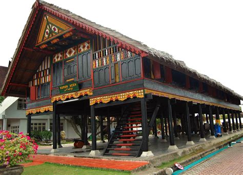 Keunikan Rumah Adat Aceh | Garis Desain