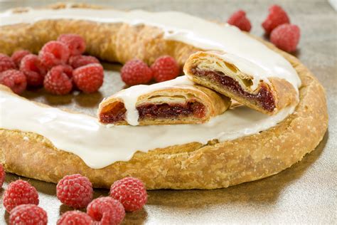 Sweet ruby red raspberries blended to perfection make our Raspberry Kringle a favorite! | Danish ...