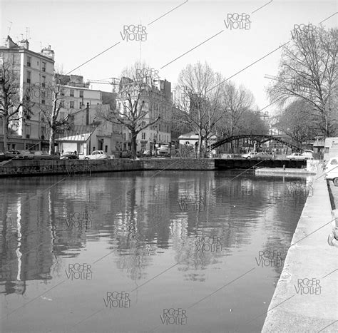 Paris. Le canal Saint-Martin. Mars 1977.
