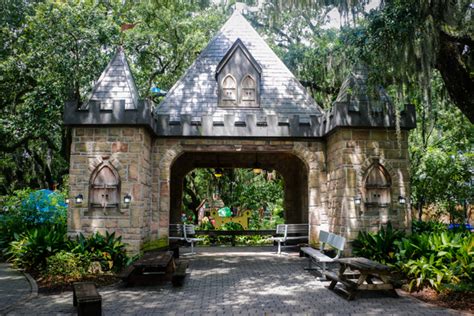 Carousel Gardens Amusement Park | New Orleans | Attraction