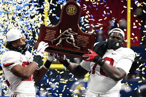 Football Lineman Wallpaper - Sec Alabama Championship Florida Victory ...