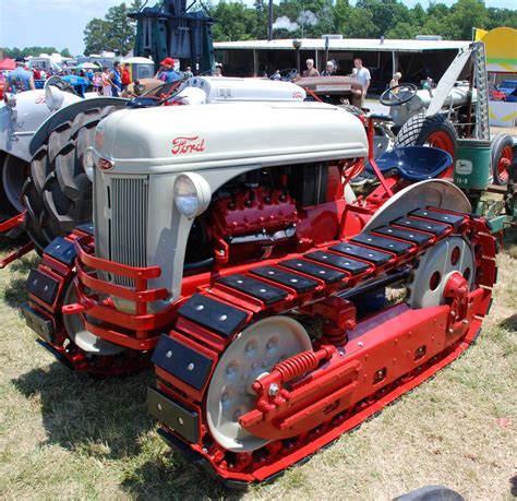 Ford 8n tractor - Google Search 8n Ford Tractor, New Tractor, Antique ...