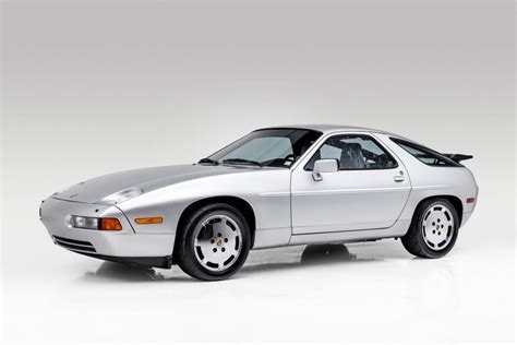 1988 Porsche 928 | European Collectibles