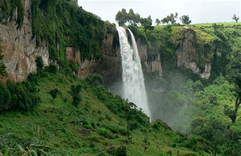 4 Days Jinja and Sipi falls Safari | Uganda Adventuruos Safari