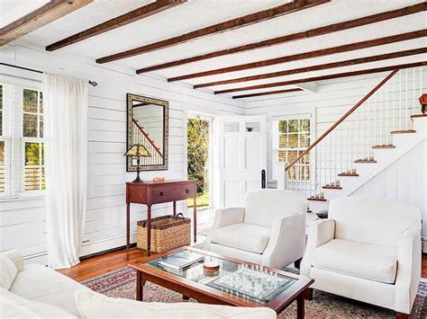 17 Best Hamptons Airbnb Rentals for Summer Beach Getaways