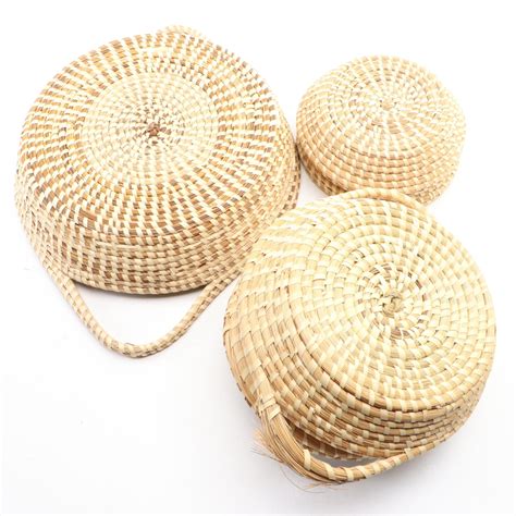 Gullah Geechee Woven Sweetgrass Lidded Baskets and Wine Caddy Basket | EBTH