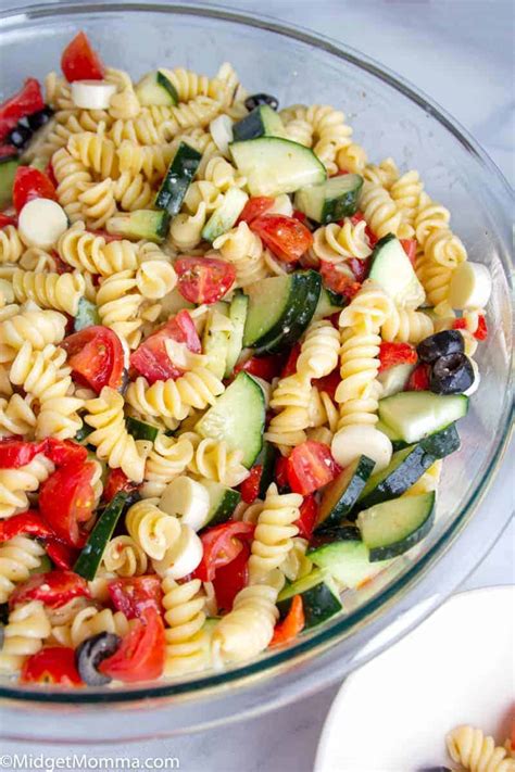 Italian Pasta Salad (Cold Pasta Salad With Italian Dressing)