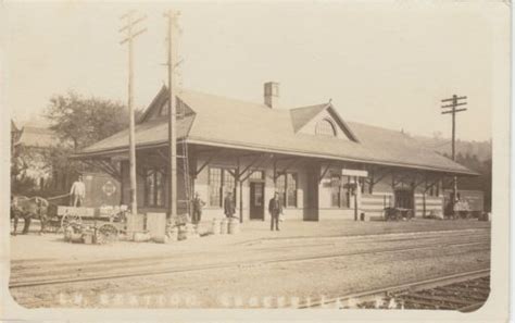 Laceyville Depot, Wyoming County - Lehigh Valley Railroad Early Real ...