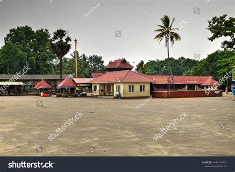 22 Chakkulathukavu temple Images, Stock Photos & Vectors | Shutterstock