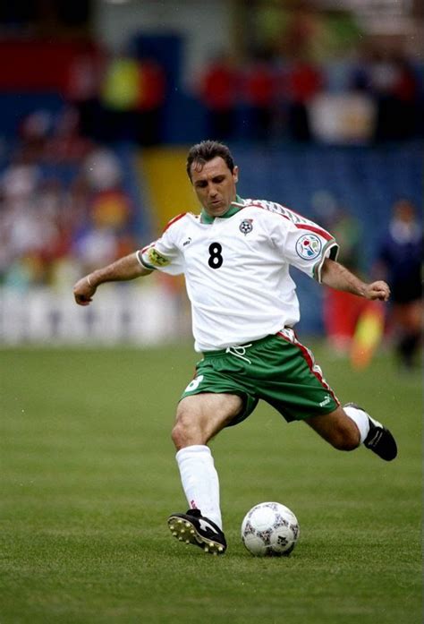 Hristo Stoichkov of Bulgaria in 1995. | Best football players, Football ...