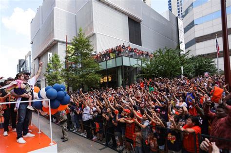 Moments from Houston Astros' World Series parade