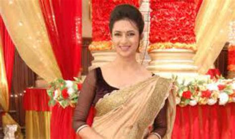 Yeh Hai Mohabbatein: Divyanka Tripathi enjoys adventurous shoot for TV show | India.com